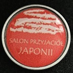 Odznaka Stowarzyszenia Salon Przyjaciół Japonii (projekt graficzny Jakub Erol).